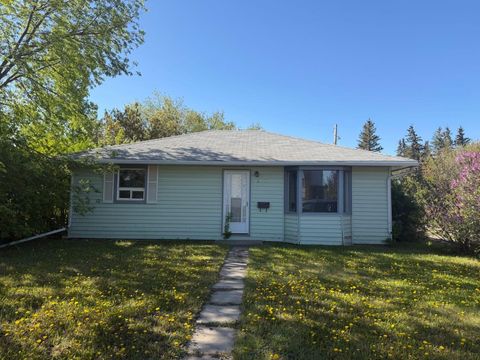 Photo of 9657 Hillcrest Drive, Grande Prairie, AB T8V 1A9 (MLS # A2315521)