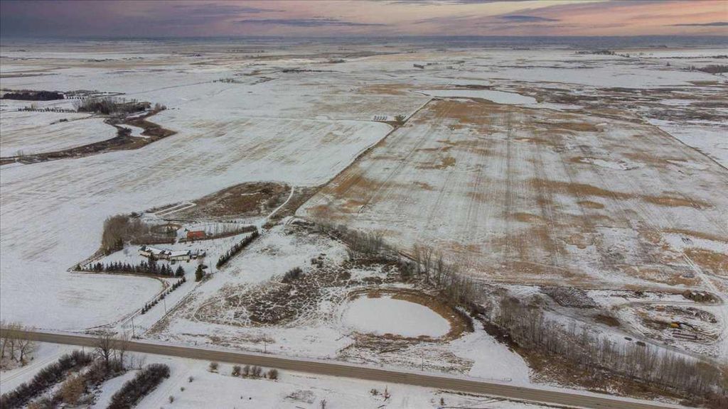 Photo of 253032 Township Road 244, Rural Wheatland County, AB T1P 1H5 (MLS # A2316697)