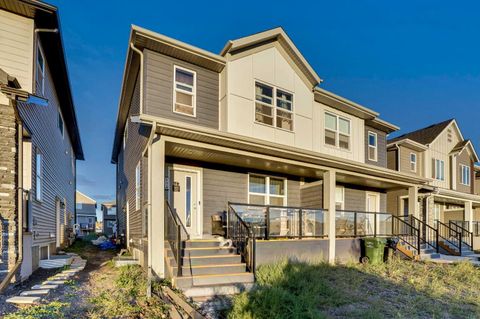 514 Wolf Willow Boulevard SE Calgary AB T2X 5P7