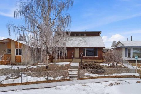 Tiny photo for 64 Doverview Place SE, Calgary, AB T2B 1Z5 (MLS # A2291081)