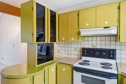 Tiny photo for 64 Doverview Place SE, Calgary, AB T2B 1Z5 (MLS # A2291081)