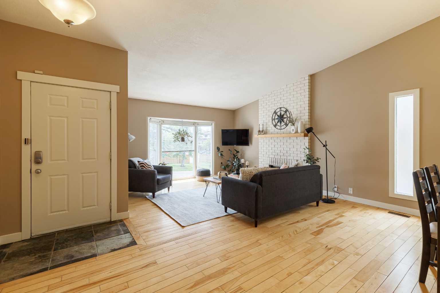 1211 Ranchview Road NW