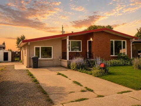Photo of 505 Centennial Avenue, Picture Butte, AB T0K 1V0 (MLS # A2332764)