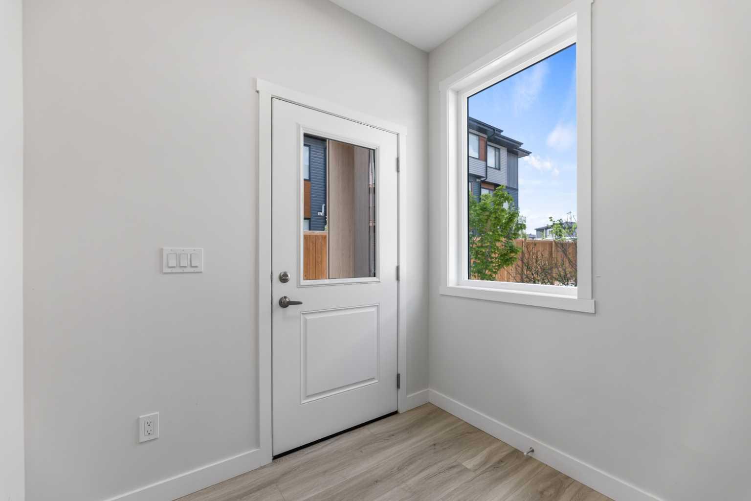 90 Corner Meadows Manor NE 602