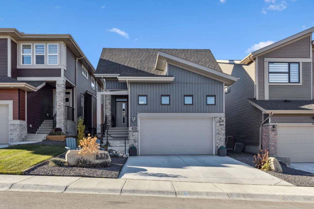 Photo of 376 Precedence Hill, Cochrane, AB T4C 2T7 (MLS # A2337904)