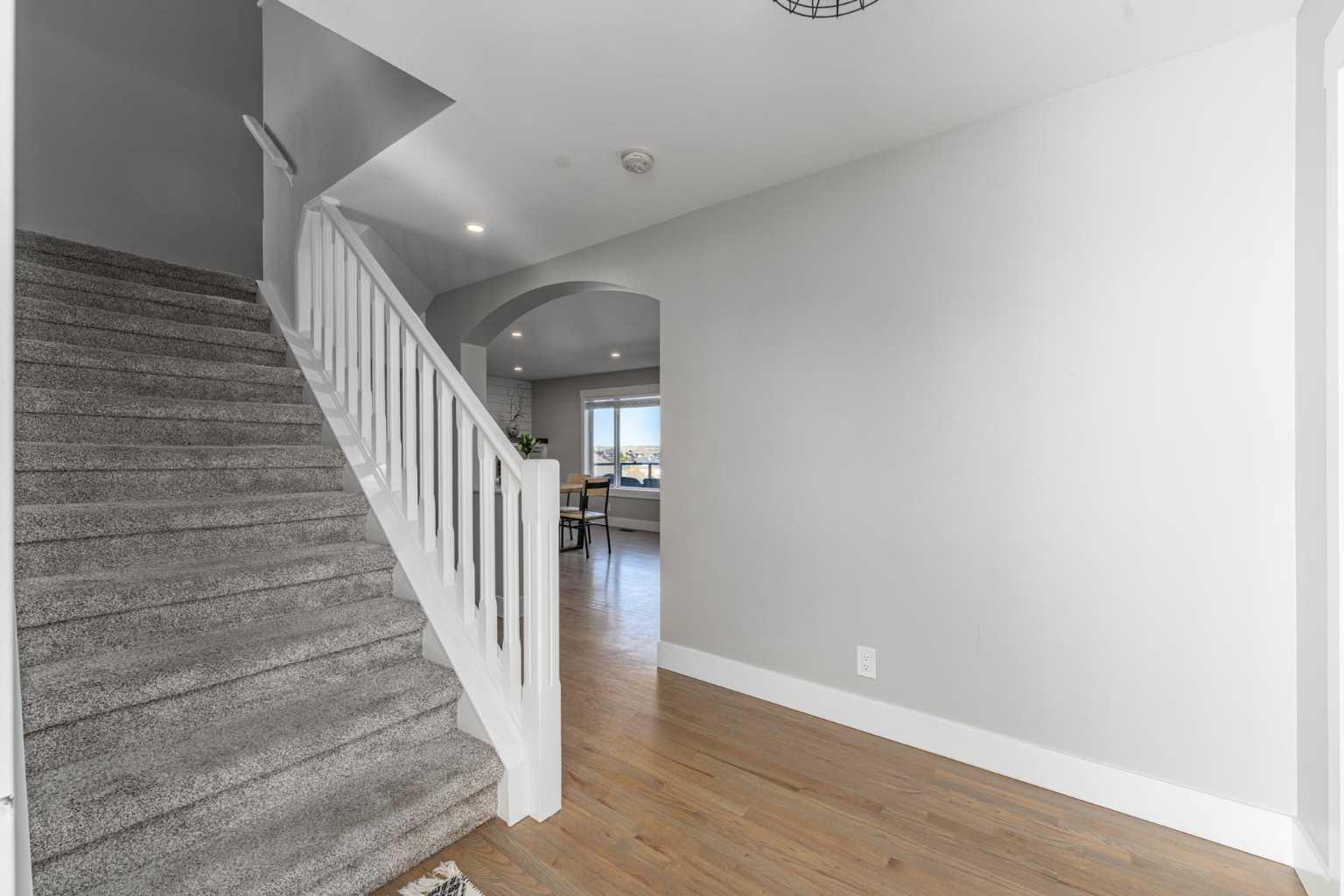 8 Sheep River Hill