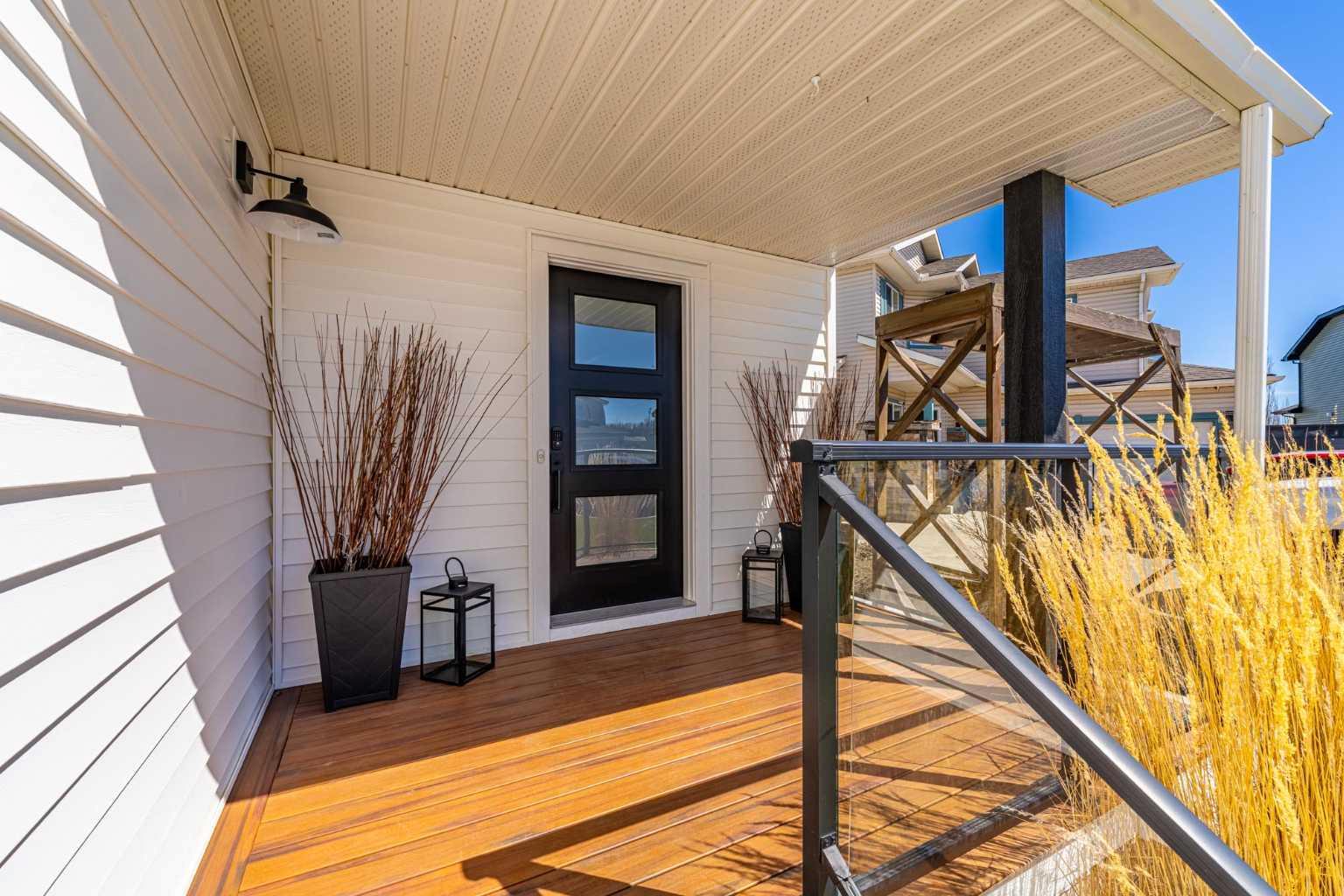 8 Sheep River Hill