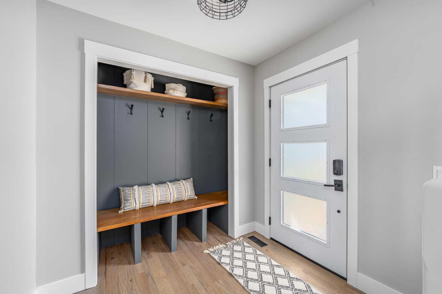 8 Sheep River Hill
