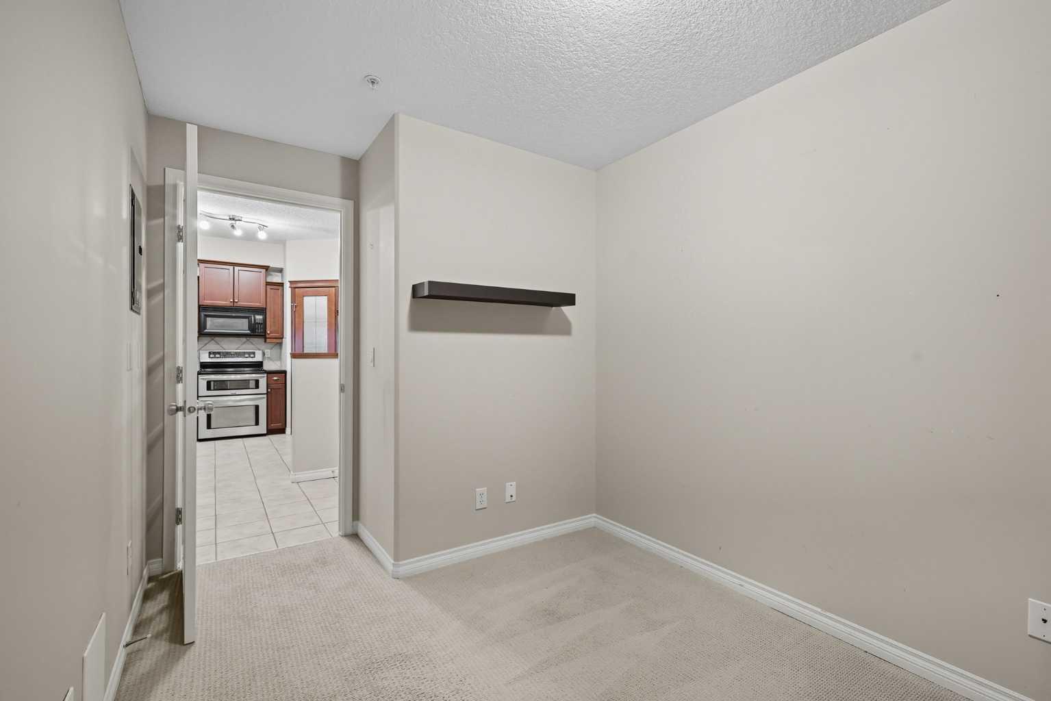 30 Sierra Morena Landing SW 240