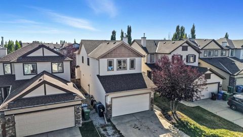 45 Everglen Crescent SW Calgary AB T2Y 0G4