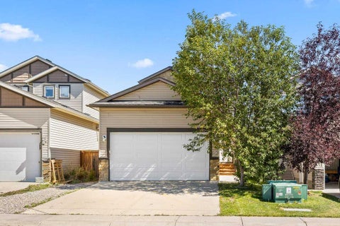 Photo of 1004 Shantz Place, Crossfield, AB T0M 0S0 (MLS # A2339678)