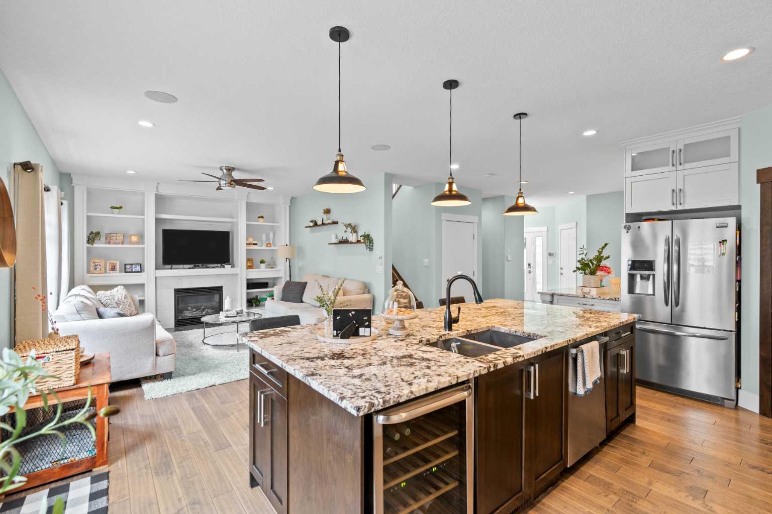 148 Baysprings Court SW