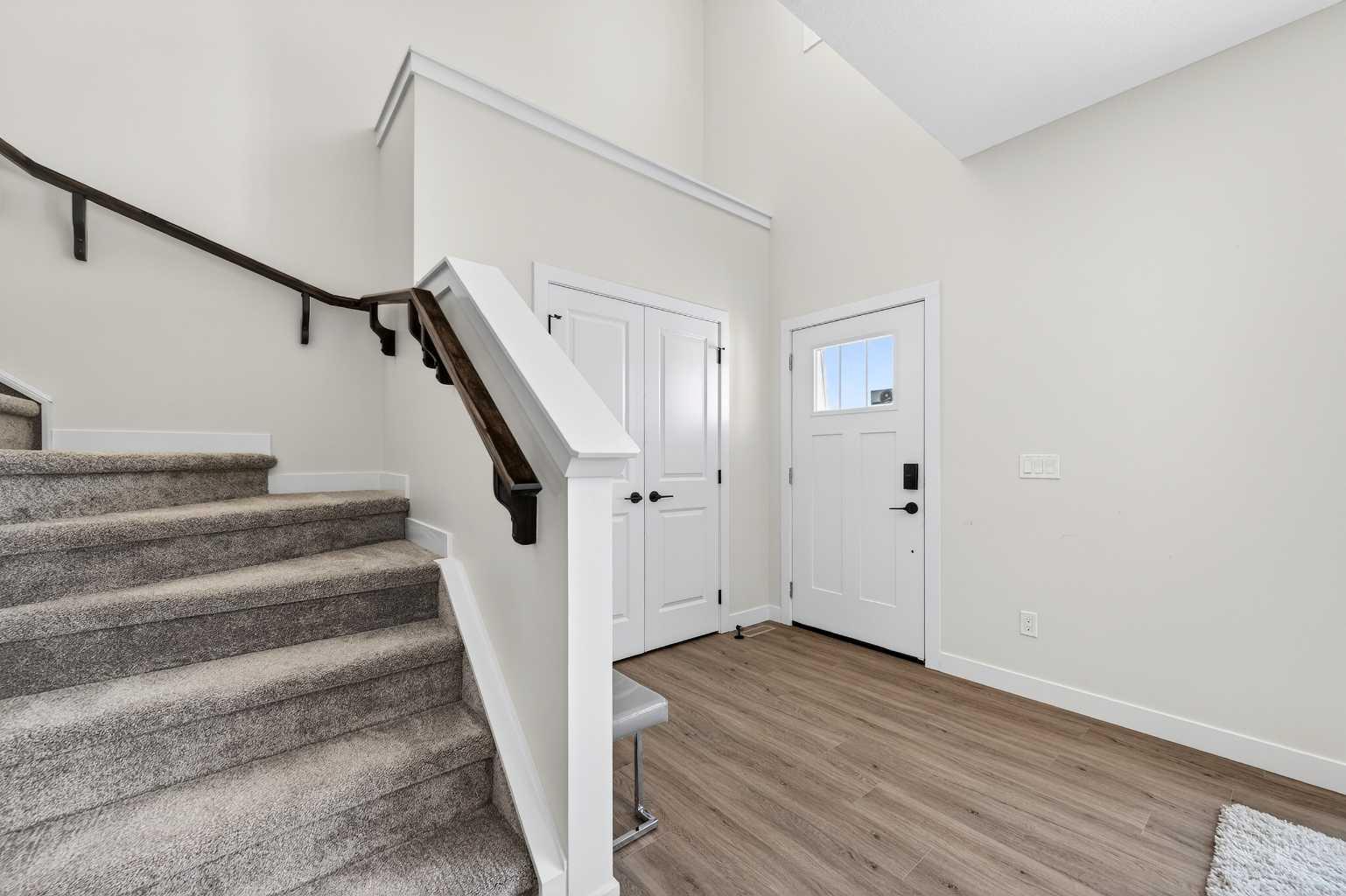 1738 KEYSTONE CREEK Avenue NE