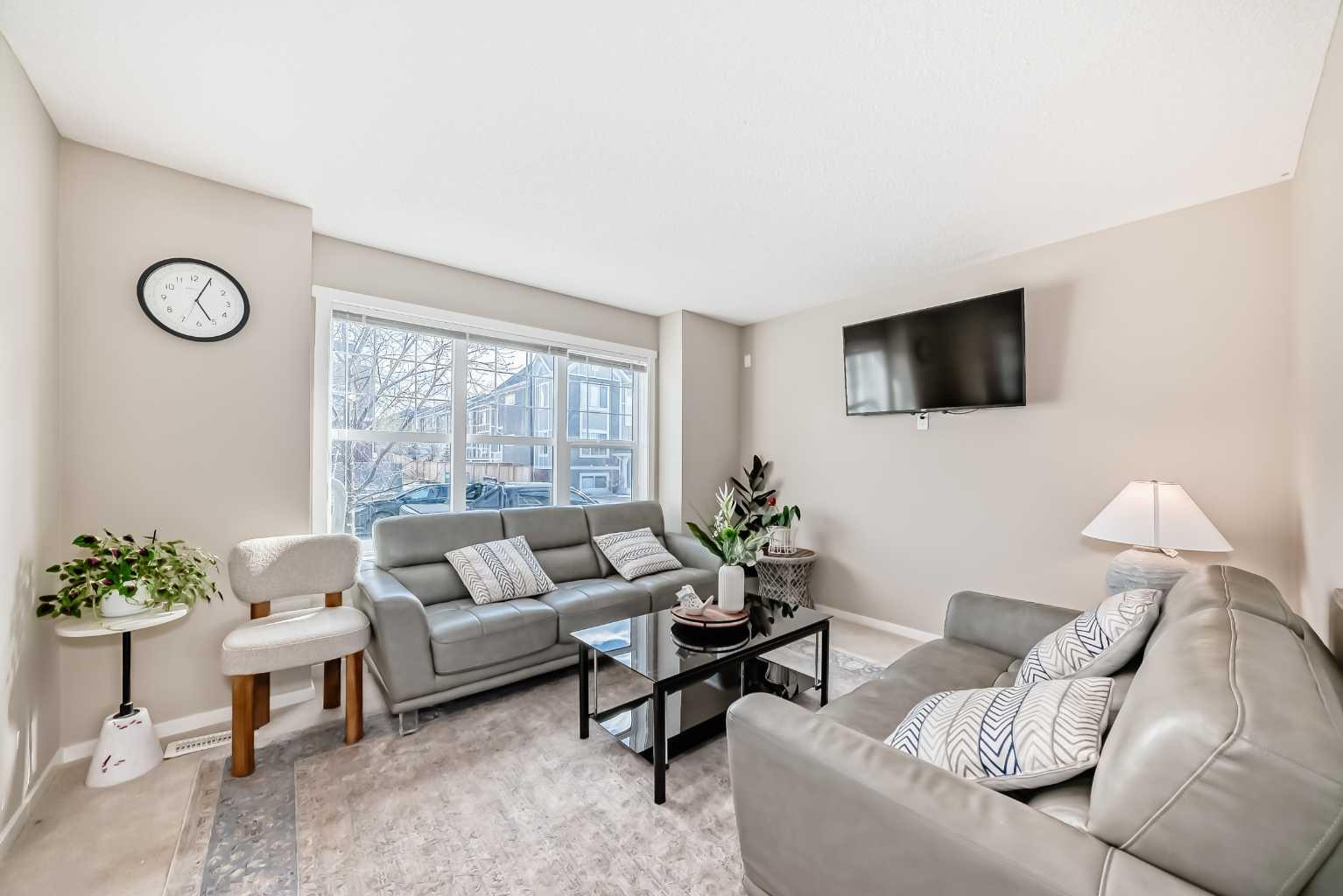 120 Evansridge Court NW