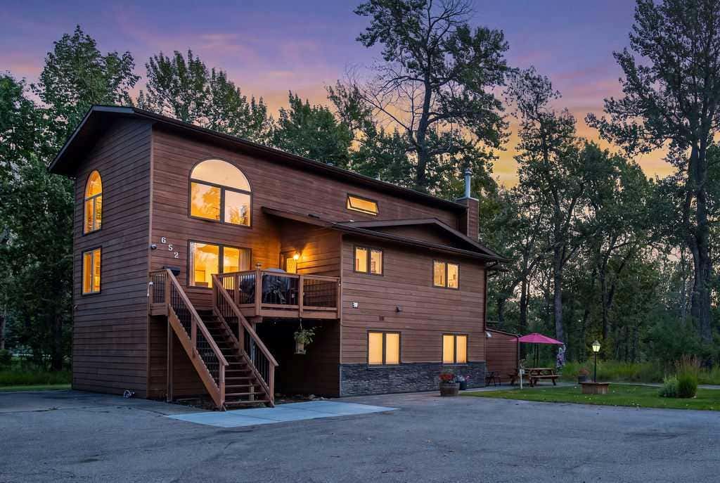 Photo of 652 North Royalite Way NE, Diamond Valley, AB T0L 2A0 (MLS # A2337825)