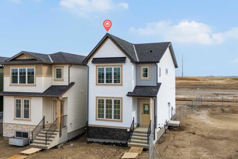 Photo of 21 Hotchkiss Gardens SE, Calgary, AB T3S 0T7 (MLS # A2310785)