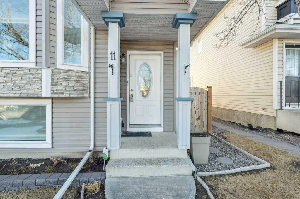 11 Somervale Drive SW