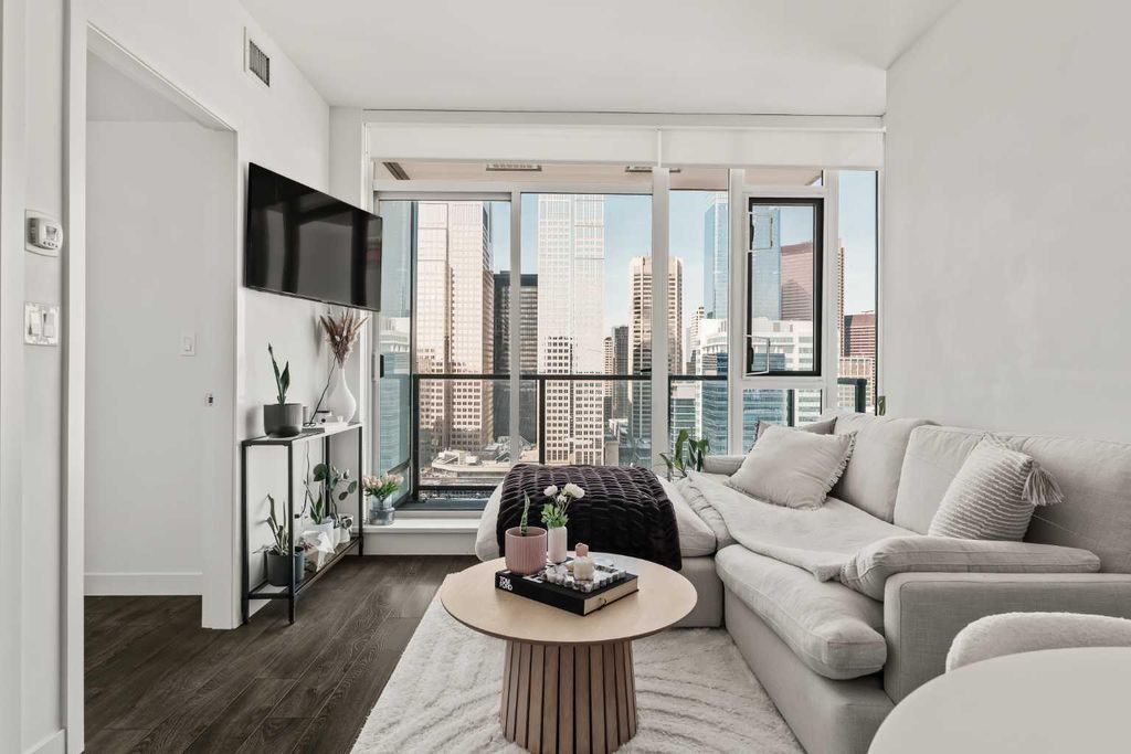 Photo of 310 12 Avenue SW #2403, Calgary, AB T2R 1B5 (MLS # A2295979)