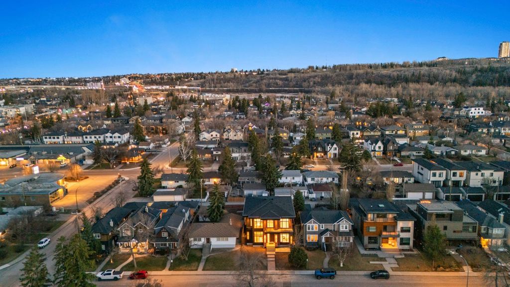 Photo of 2613 6 Avenue NW, Calgary, AB T2N 0X8 (MLS # A2300034)