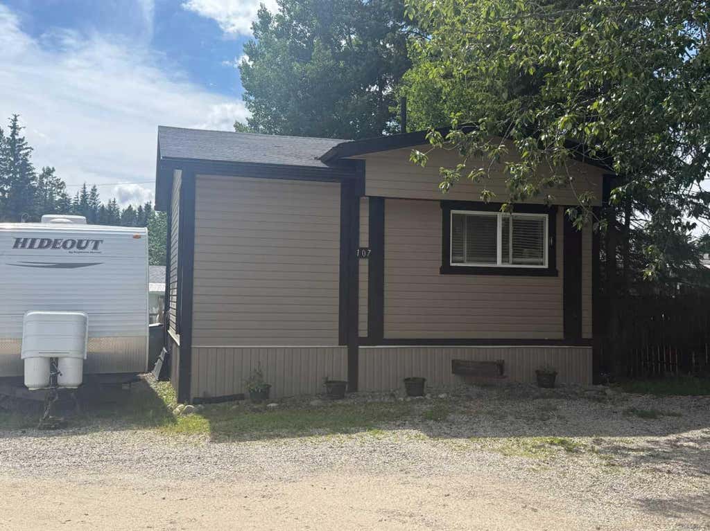 Photo of 810 56 #107, Edson, AB T7E 1P5 (MLS # A2329010)