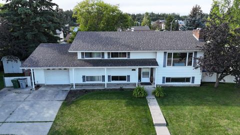 5301 15 Ave Edson AB T7E 1H2