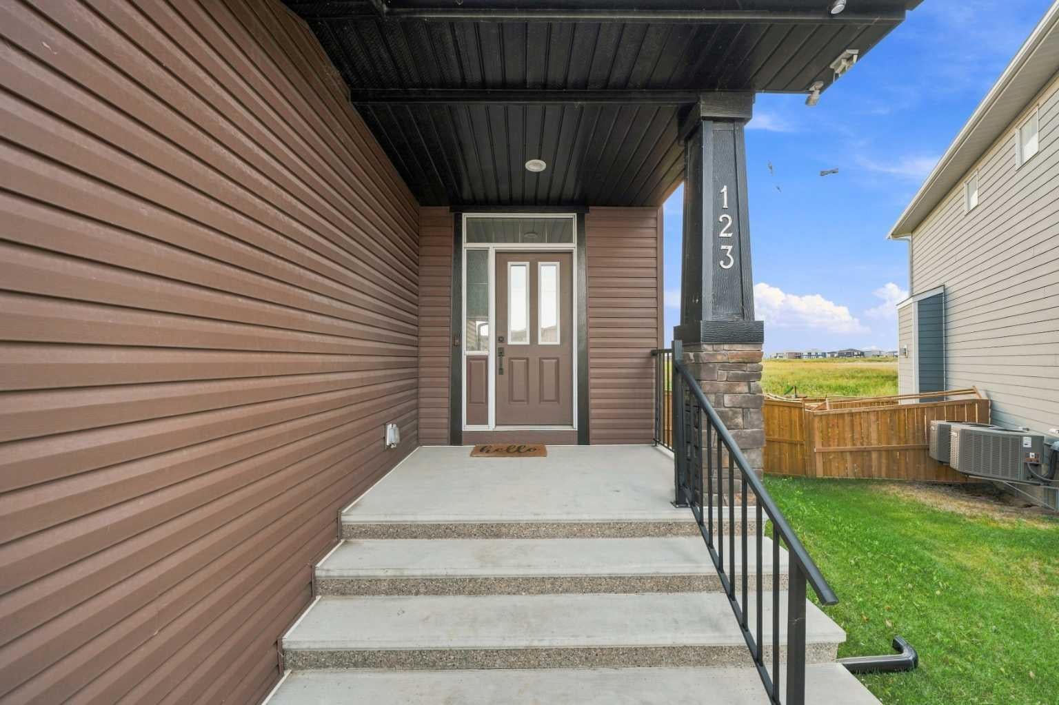 123 Dawson Harbour Court