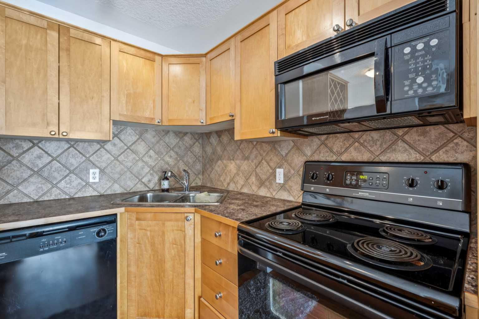 1129 Cameron Avenue SW 405