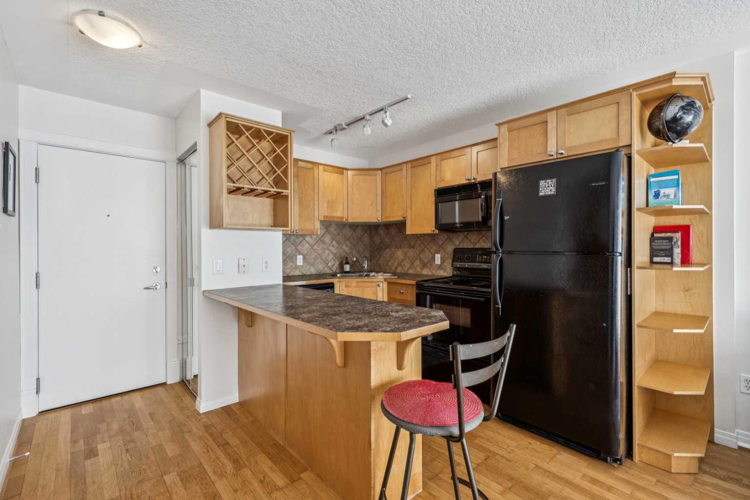 1129 Cameron Avenue SW 405