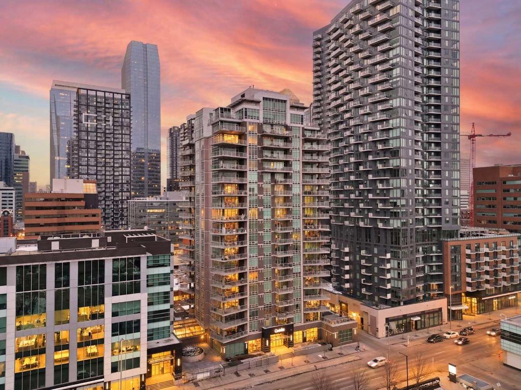 Photo of 530 12 Avenue SW #504, Calgary, AB T2R 0B1 (MLS # A2297858)