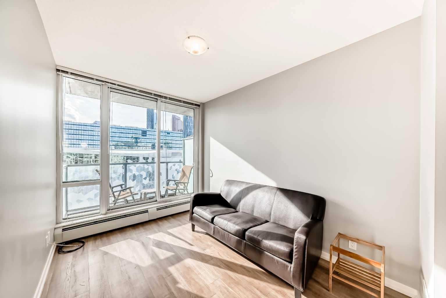 450 8 Avenue SE 1101