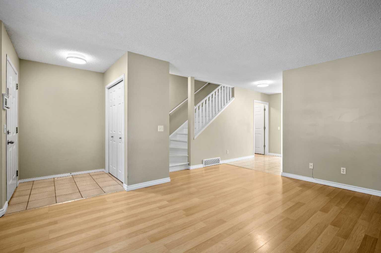 5 Country Village Landing NE
