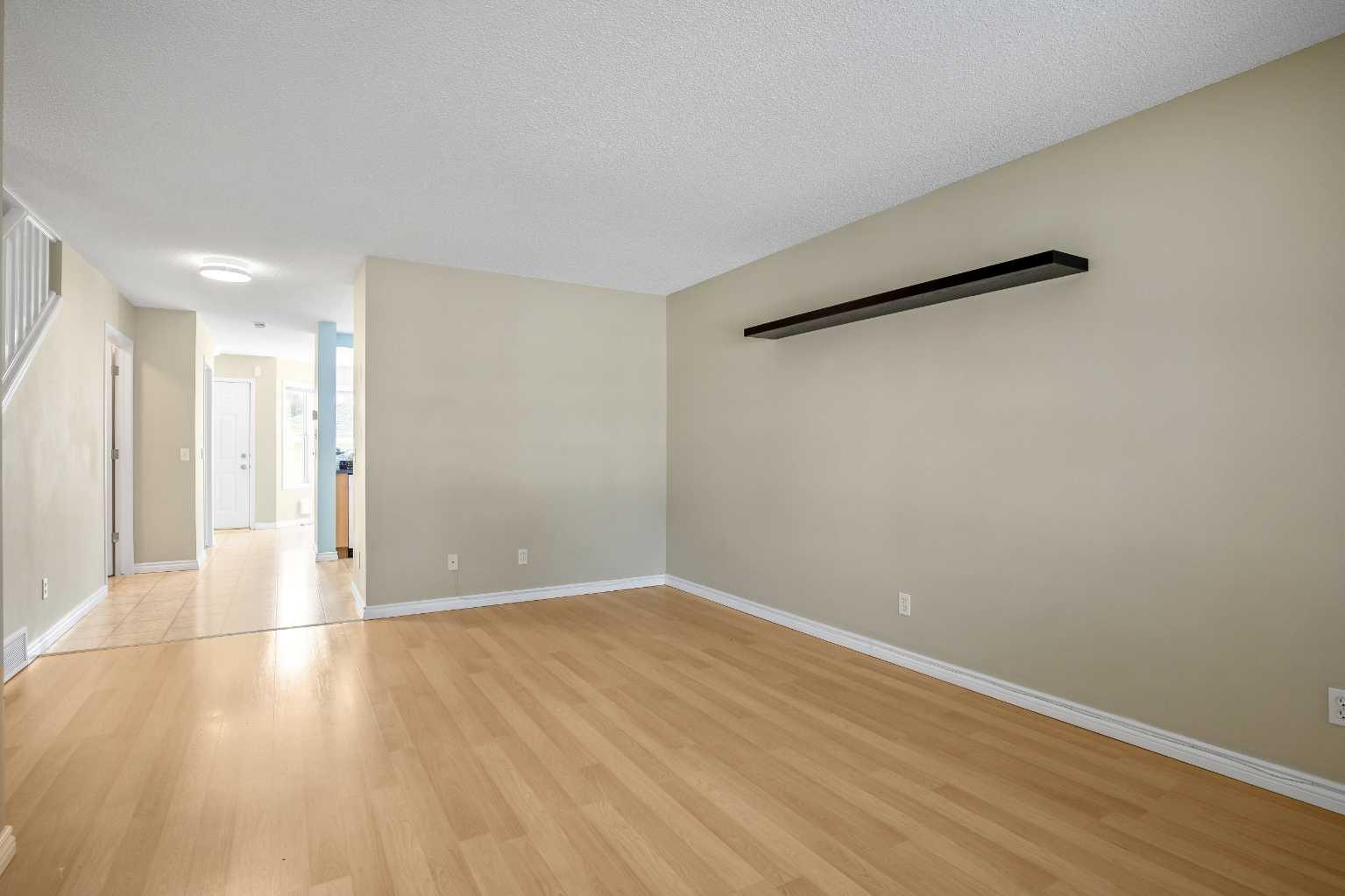 5 Country Village Landing NE