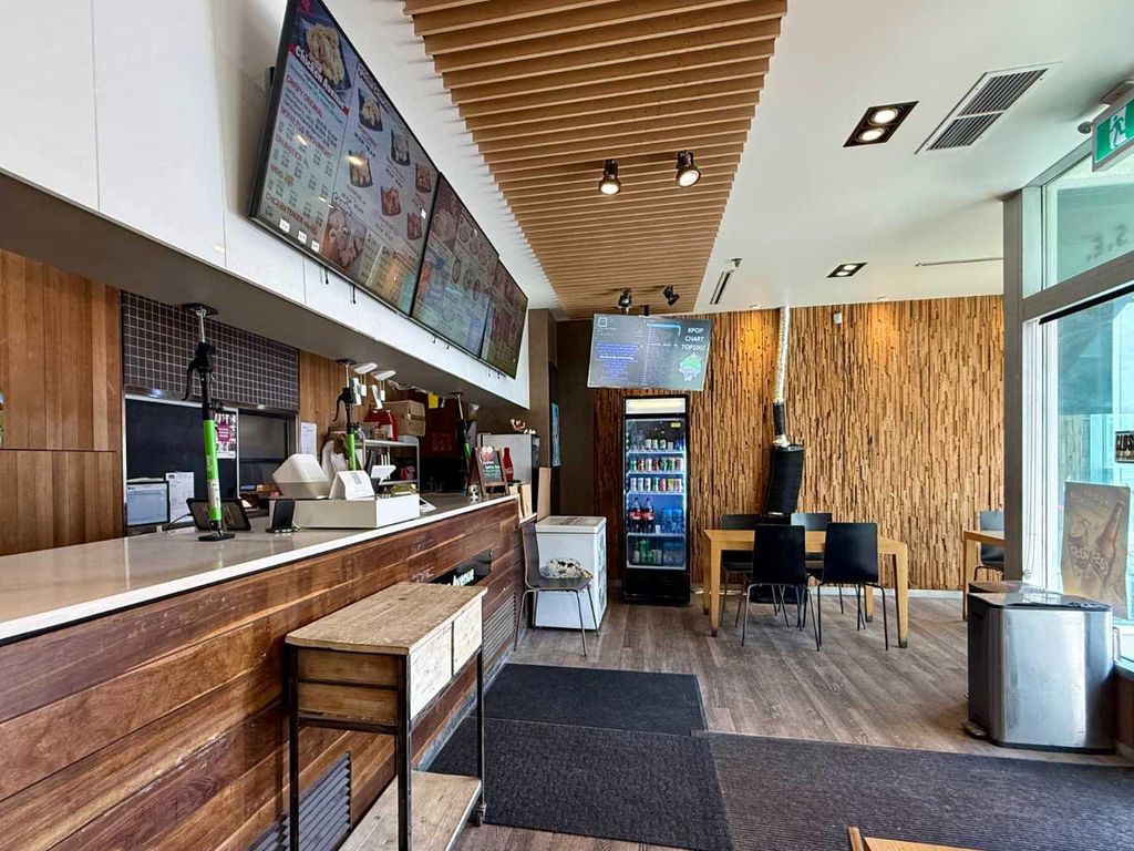 Photo of 128 2nd Avenue SE, Calgary, AB T2G 5J5 (MLS # A2303751)