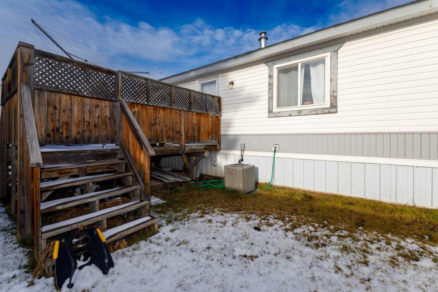 2 East Loop Joffre Trailer Crt.