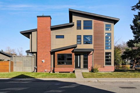2702 28 Avenue SW Calgary AB T3E 2B1