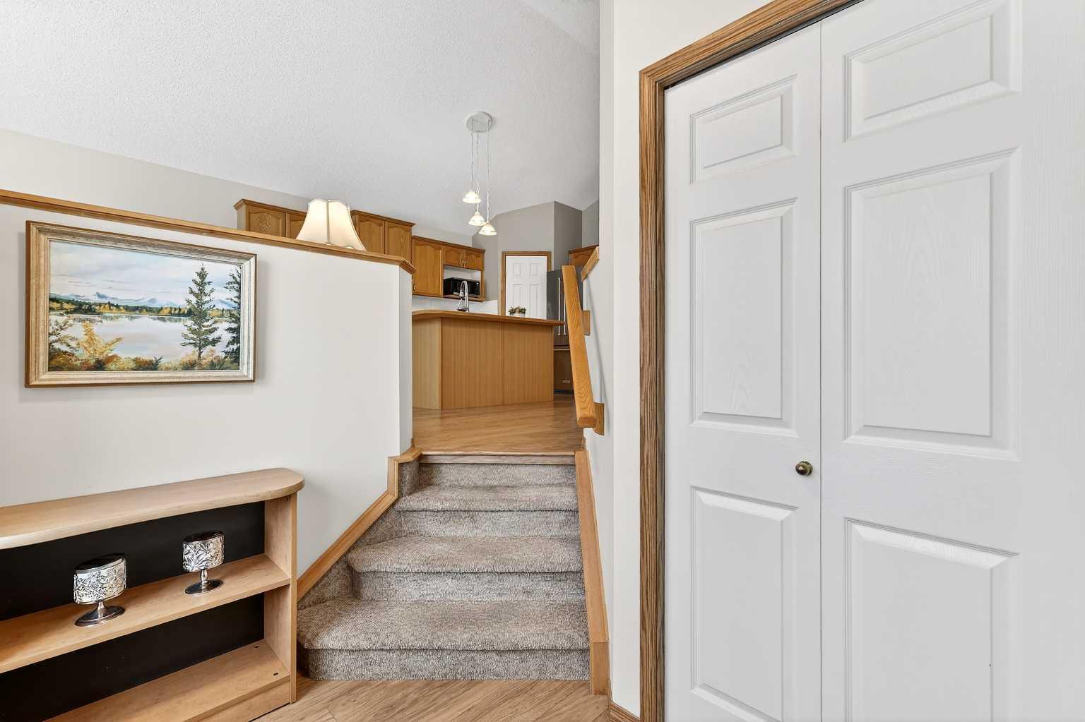 131 Citadel Mesa Close NW