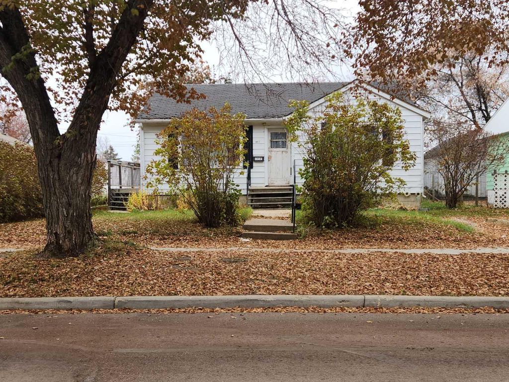 Photo of 4913-57 Ave ., High Prairie, AB T0G 1E0 (MLS # A2265465)