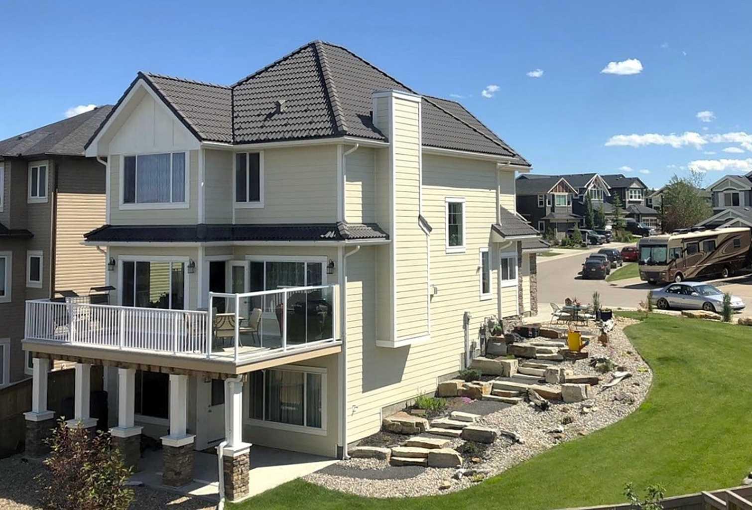 24 Jumping Pound Link