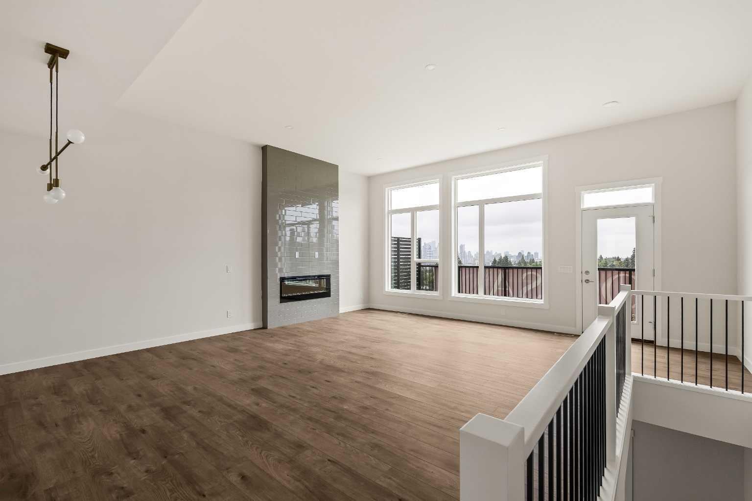 212 Sovereign Common SW
