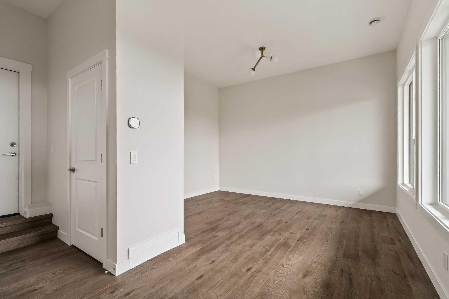 212 Sovereign Common SW