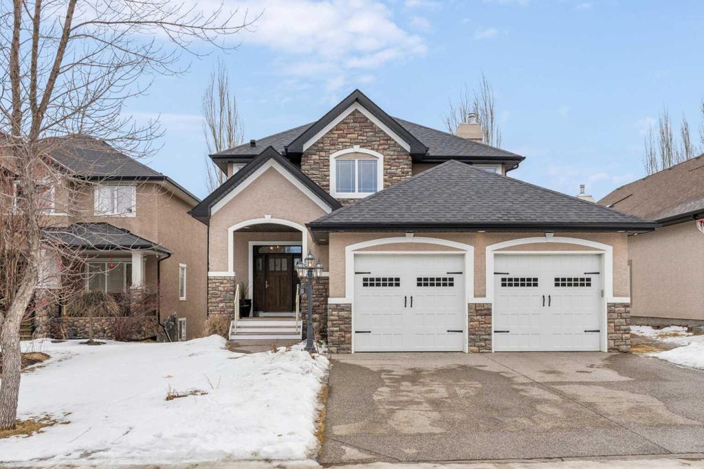 Photo of 15 Heritage Cove, Heritage Pointe, AB T1S 4J1 (MLS # A2294515)