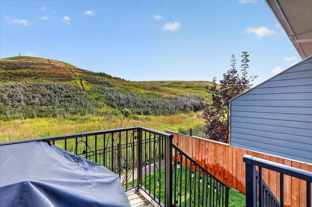 Photo of 246 Cranbrook Square SE, Calgary, AB T3M 3E3 (MLS # A2342428)