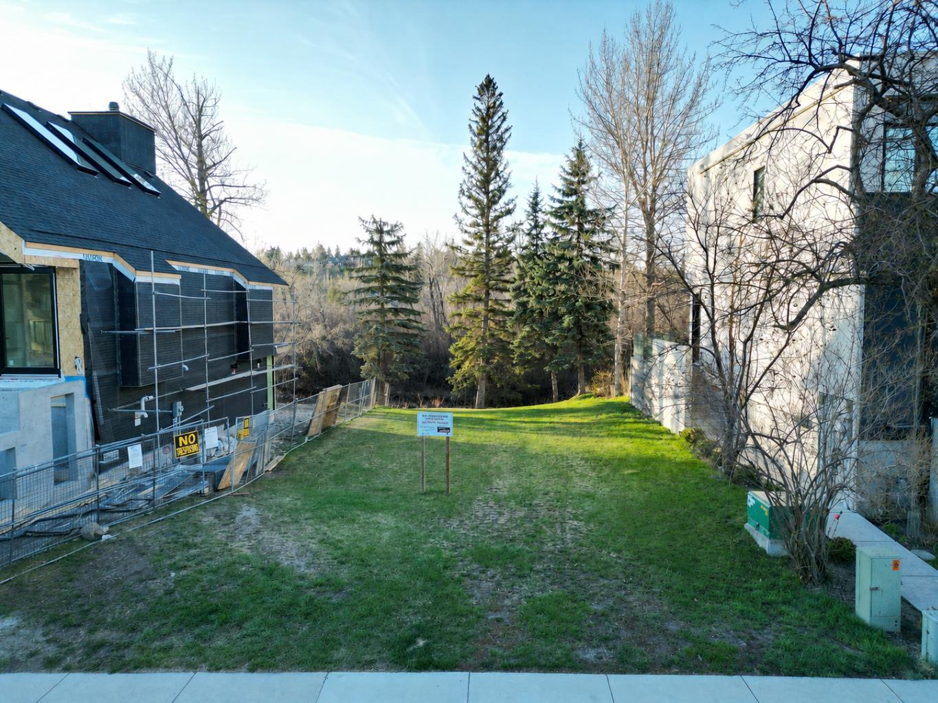 714 Rideau Road SW