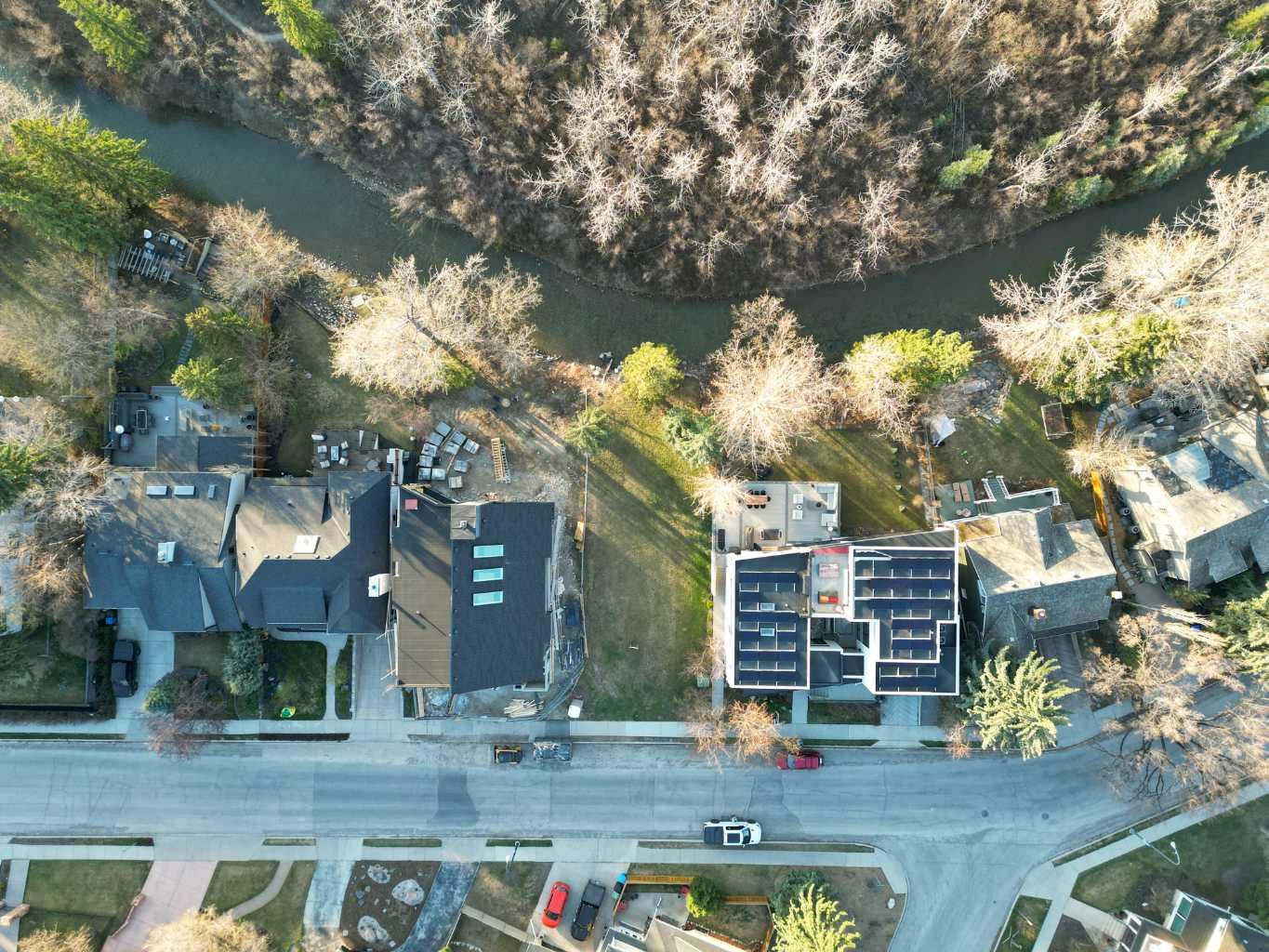 714 Rideau Road SW