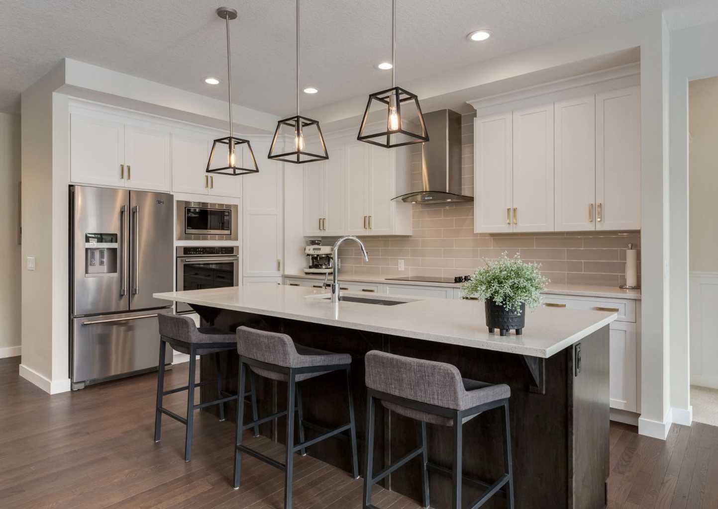 60 Crestbrook View SW