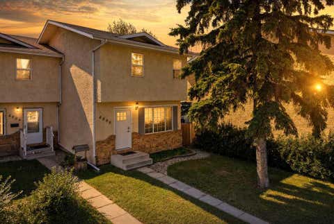 Photo of 4808 Lansdowne Avenue, Blackfalds, AB T0M 0J0 (MLS # A2328947)