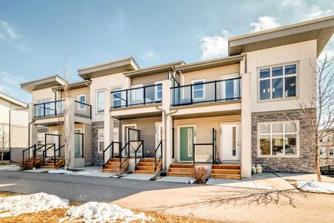 Photo of 123 Spring Creek Common SW, Calgary, AB T3H 6E2 (MLS # A2298451)