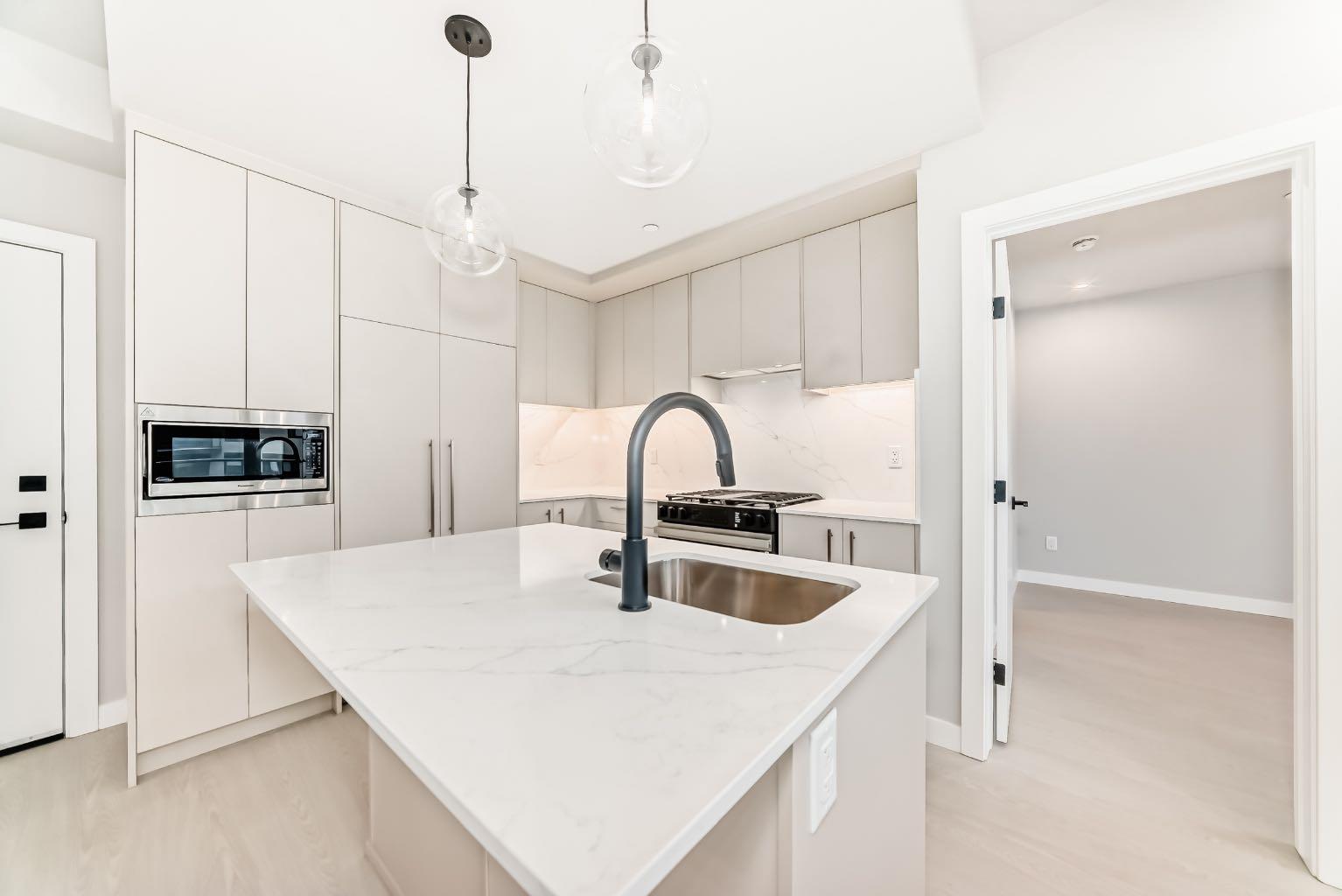 8375 Broadcast Avenue SW 206