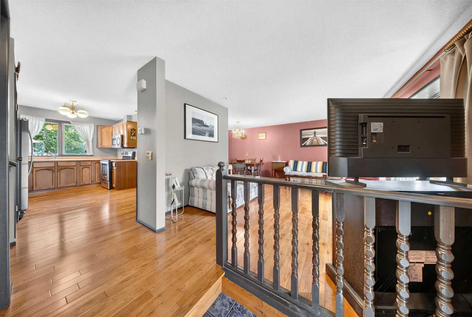 315 Thistle Way