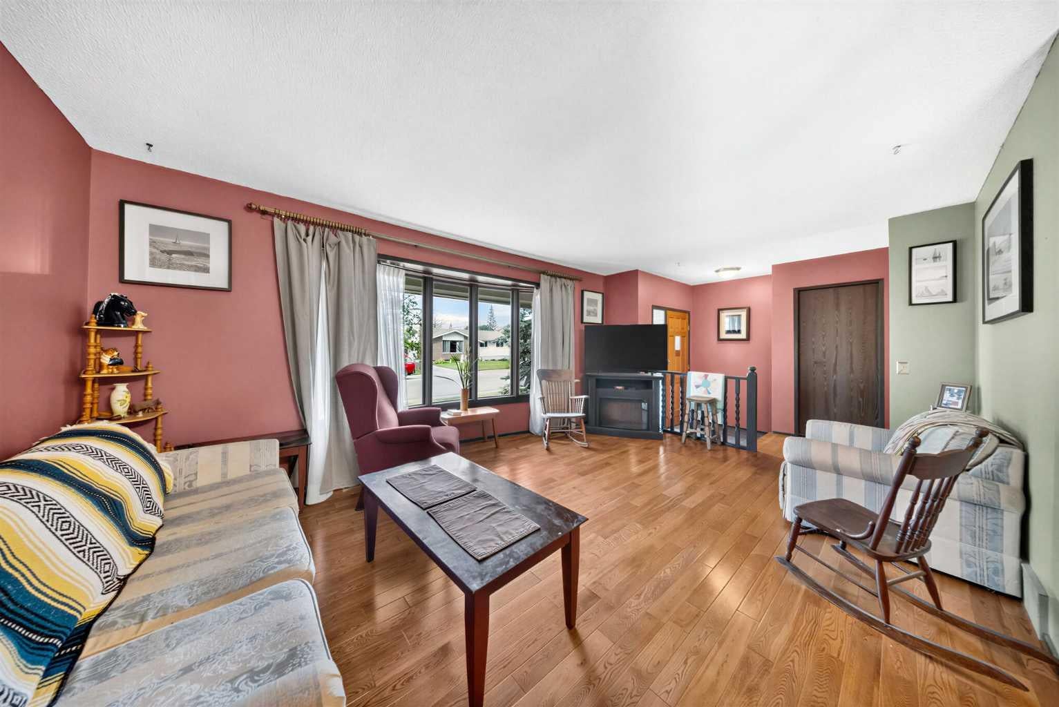 315 Thistle Way